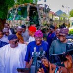 On Tuesday, Gov. Zulum visited the residents of Maiduguri who were affected by the flood