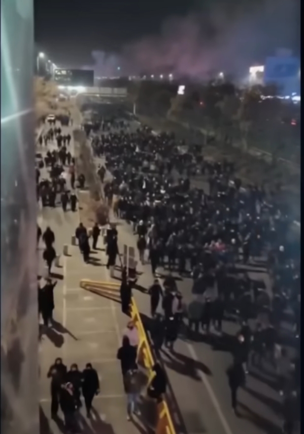 Iranians Calling for the Return of the Crown Prince Global Affairs Hub 247